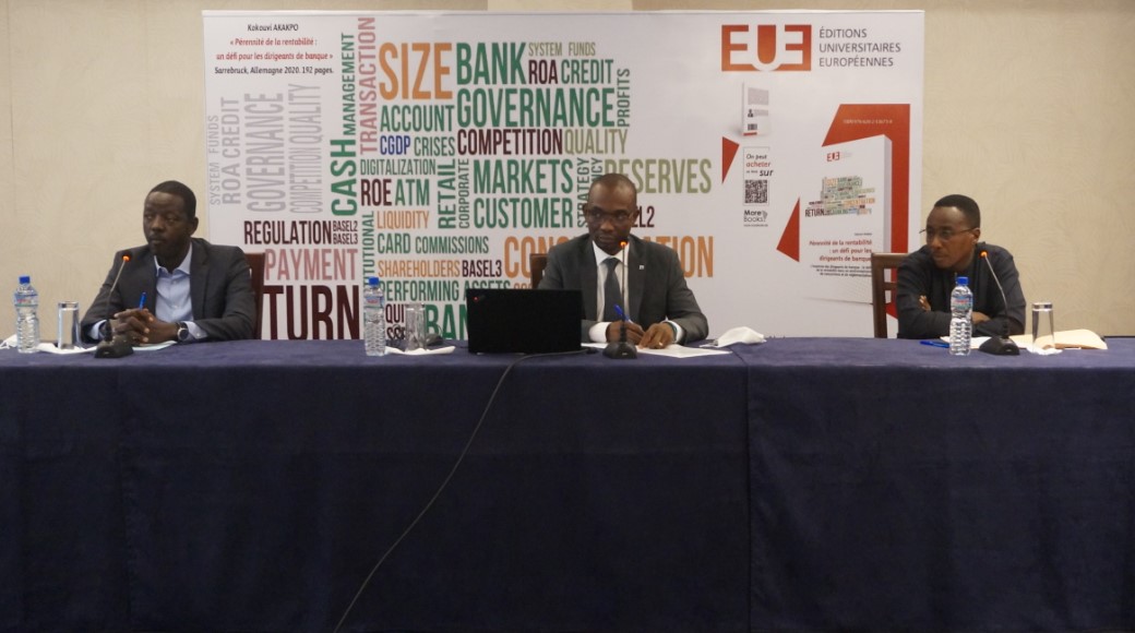 Le Togolais Kokouvi Akakpo met aux prises la pérennité de la rentabilité et les dirigeants de banque dans un livre inédit