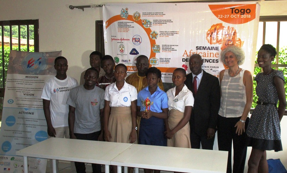 La Semaine africaine des sciences et technologies au Togo : le génie créateur et inventif des jeunes élèves togolais célébré … voici les innovations primées ! (photos)