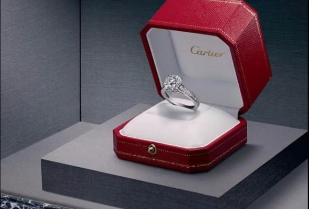 Cristiano Ronaldo offre la bague la plus chère du monde à Georgina (photo)