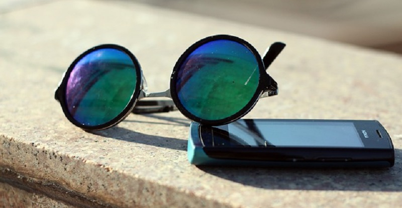 La chaleur de l’été peut-elle faire exploser la batterie de votre  smartphone ?