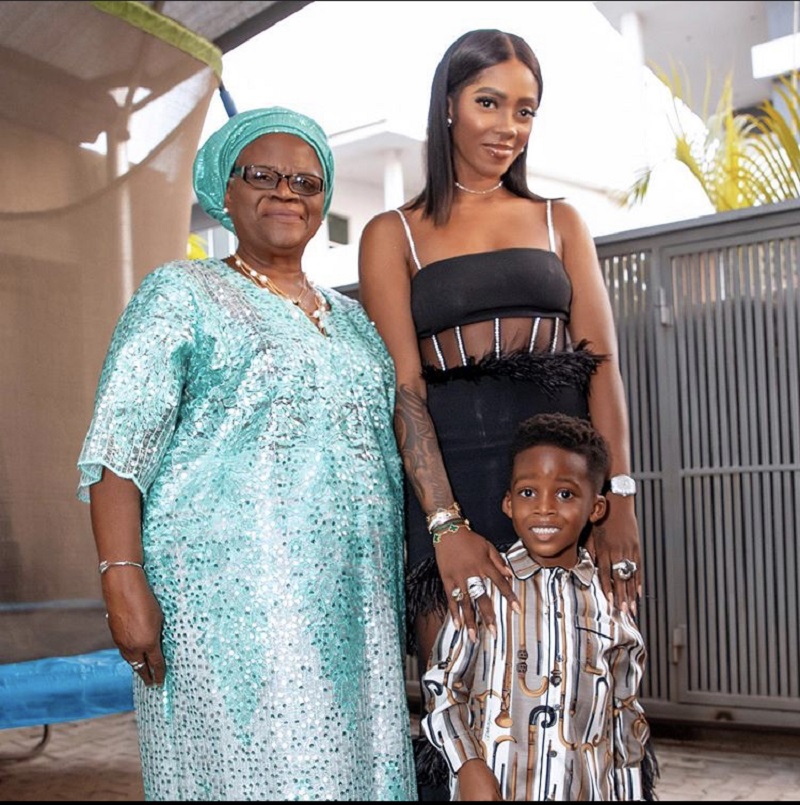 La mère de l’artiste Tiwa Savage serait-elle une sorcière?