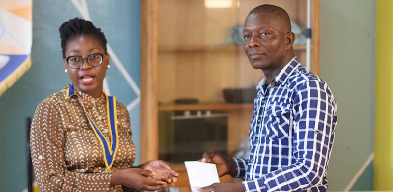 Togo / Rentrée scolaire 2019–2020 : Rotary Club Lomé-Perle tend la main aux enfants démunis