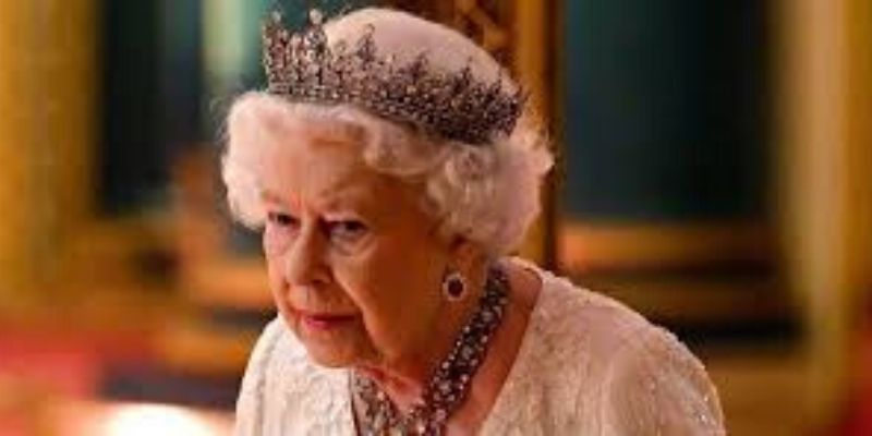 Elizabeth II, 94 ans et toujours amoureuse du prince Philip : son geste si romantique