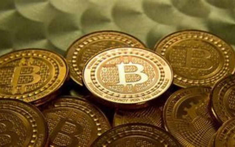 Le Bitcoin (BTC) est désormais la 6e monnaie mondiale
