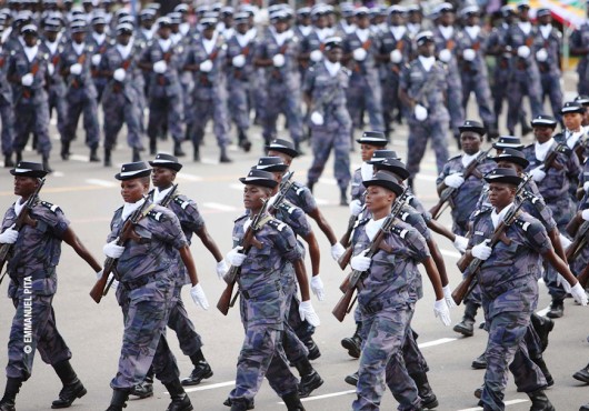 Le Col. Kossi Guy Akpovy passe le Commandement