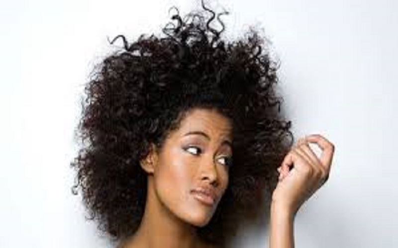 Entretien d’embauche : Les femmes noires aux cheveux naturels ont moins de chances de décrocher un boulot