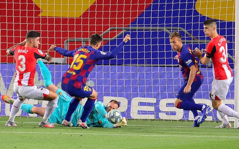 Le FC Barcelone s’impose de justesse et reprend   provisoirement la tête de la Liga