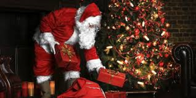 « Le Père Noël est immunisé contre la Covid », assure l’OMS