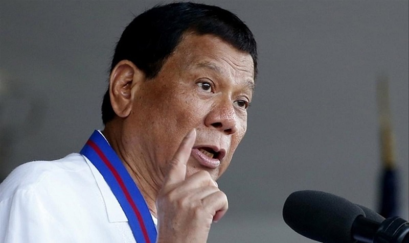Le Président Rodrigo Duterte menace Facebook après la suppression de comptes progouvernementaux