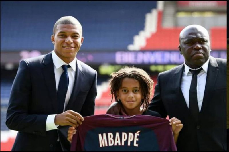 Wilfried Mbappé : « Je suis un fan du Barça. S’il rejoint Barcelone maintenant, il ne… » ; le père de Kylian fait une sortie étonnante