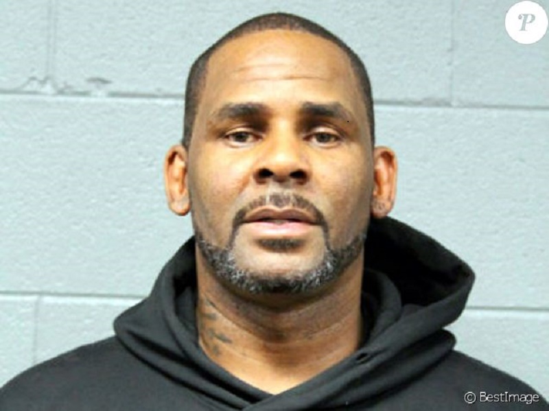 Le chanteur R-Kelly arrêté pour crimes sexuels, voici la délibération du juge