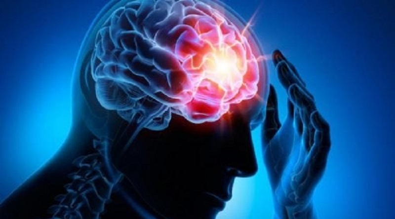 Le coronavirus peut provoquer des encéphalites, estime un neurologue français