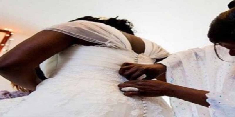 Le papa fait stopper le mariage de sa fille pour réclamer le reste de la dot