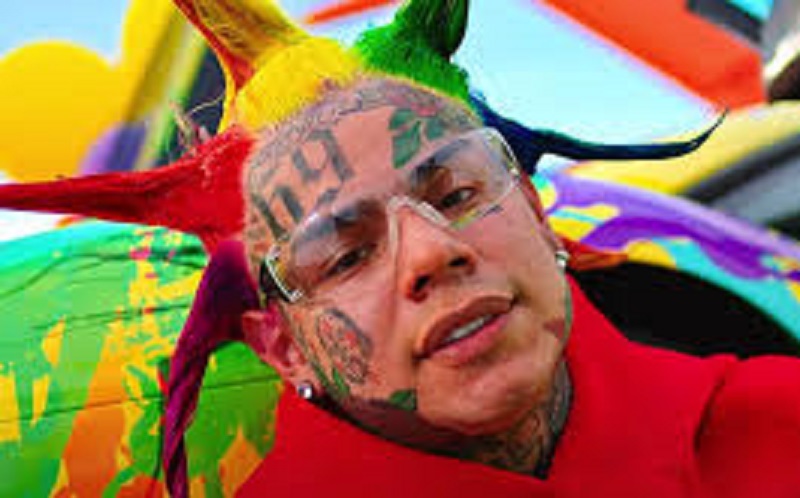 Le rappeur King Von abattu : 6ix9ine s’en moque