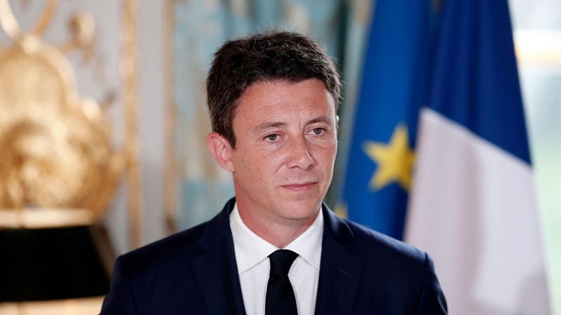 L’affaire de la s3xtape de  Benjamin  Griveaux atteint Macron
