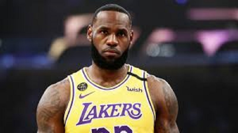 NBA : une spectatrice expulsée pour avoir insulté Lebron James