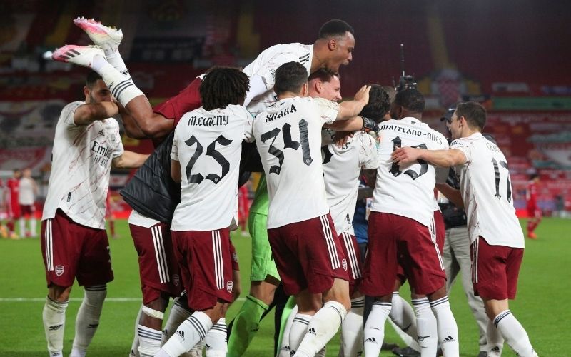 League Cup : Arsenal met Liverpool au tapis