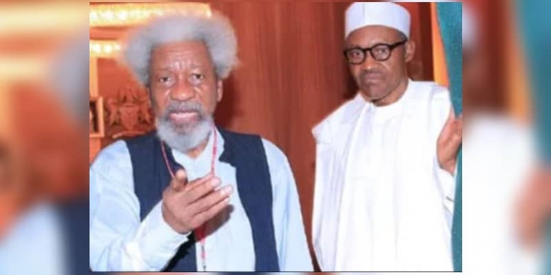L’écrivain Wole Soyinka souffle sa 85e bougie ; les vœux du Président Buhari à son compatriote
