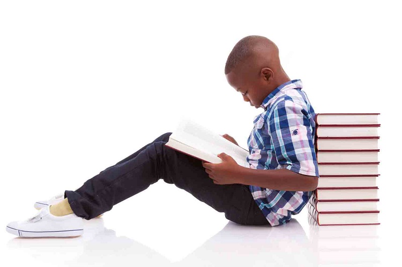 [Lecture] 84 % des enfants aiment toujours lire, malgré la présence des écrans dans leur vie (étude)