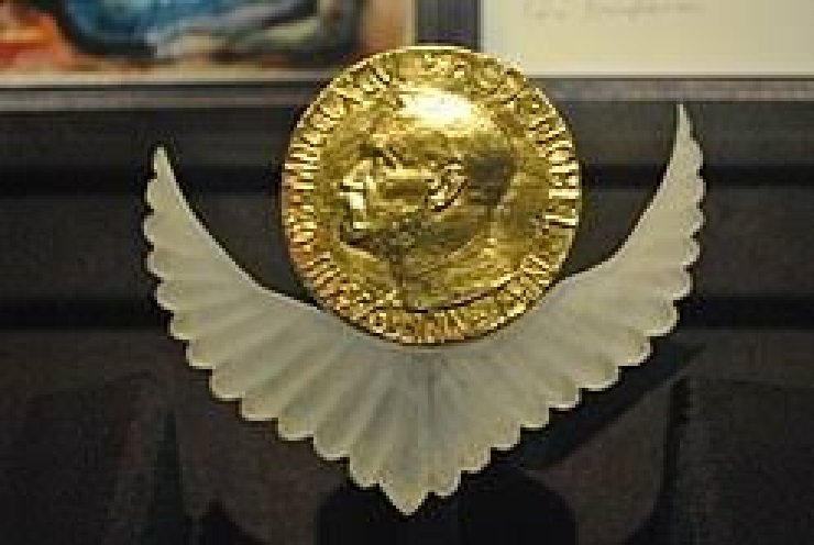 Les Prix Nobel à l’épreuve de la Paix