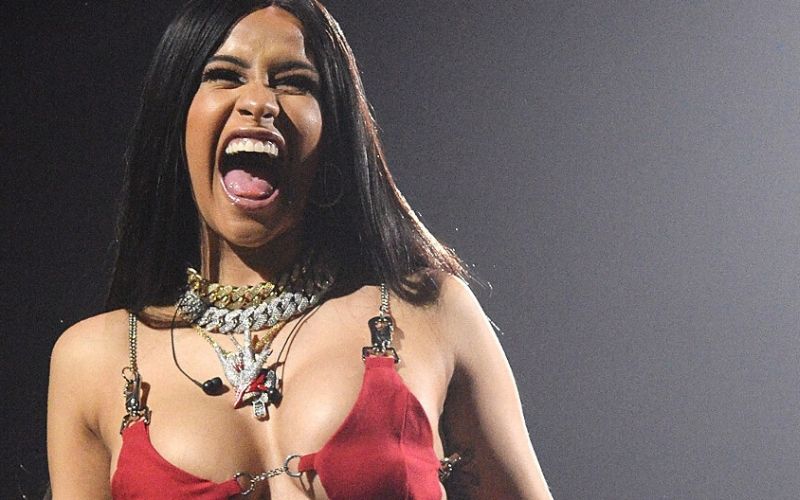 « Les fourmis font-elles caca ? » ; la question drôle de Cardi B