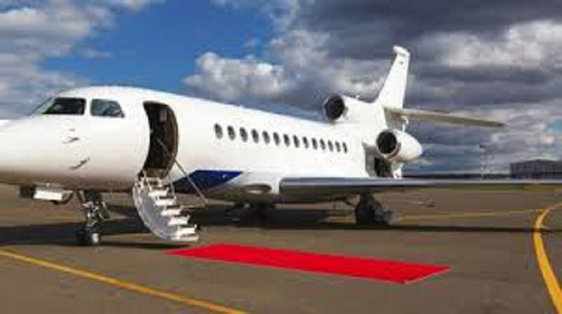 Les ultras-riches manquent de pilote pour leurs jets privés