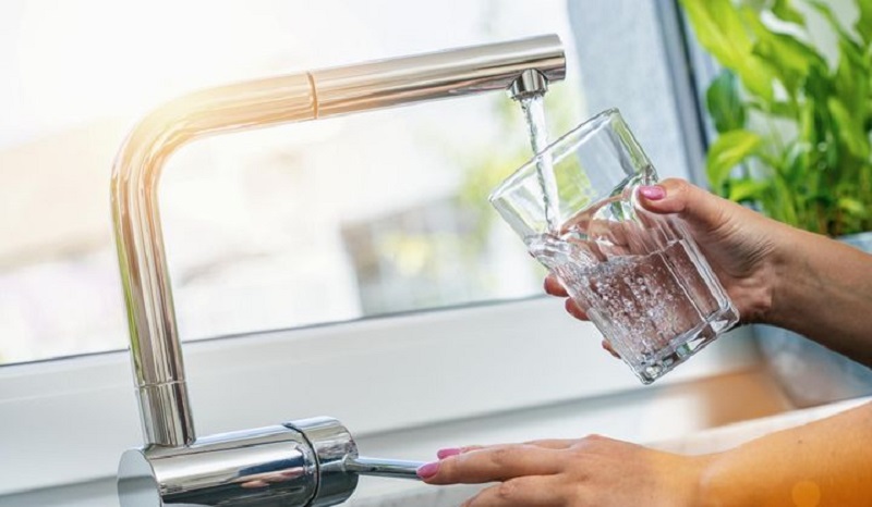Les vertus de l’eau potable pour lutter contre l’obésité mises en avant