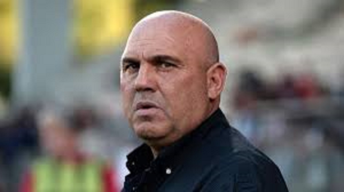 Ligue 1 : Frédéric Antonetti tacle violemment la VAR