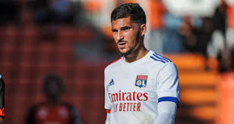 Ligue 1 / OL : le club inflige des sanctions à Houssem Aouar ; la raison