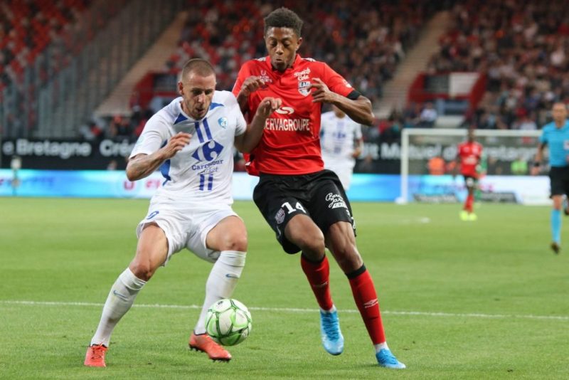 Ligue 2 : Un attaquant d’En Avant Guingamp décède tragiquement ce vendredi 3 janvier