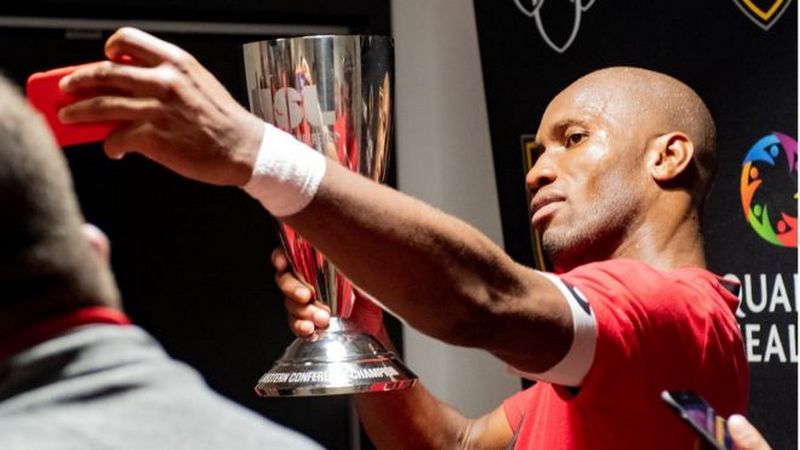 Ligue Europa: Drogba complètement fou après la qualification de son club de cœur (Vidéo)