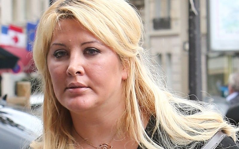 Loana complètement ruinée : “Je vais finir sous un pont”