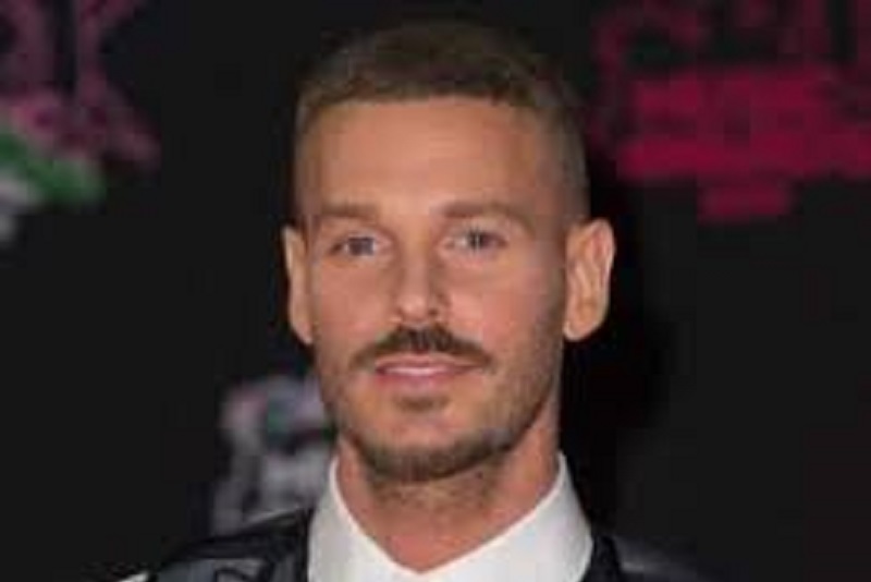 M. Pokora : la famille du chanteur frappée par une terrible maladie ; il se confie