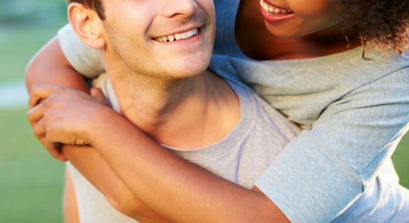 [Confidences] Ma meilleure amie a gâté mon mariage avec mon « Blanc »