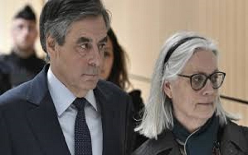 France : L’ancien Premier ministre François Fillon écope d’une peine de prison
