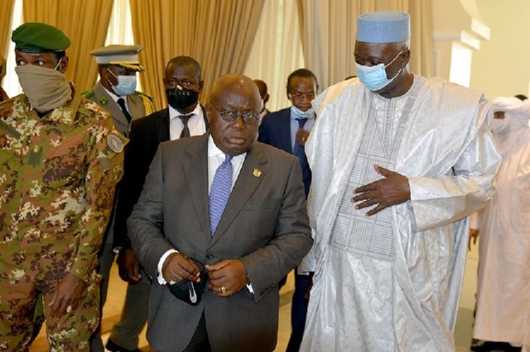 Mali / Nana Akufo-Addo : « les autorités de la transition nous donnent bon espoir »