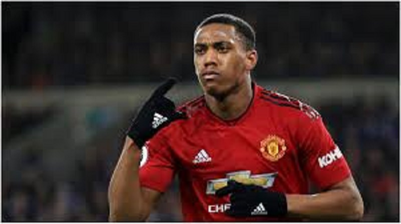 Manchester United : Martial victime d’un chantage aux photos intimes?