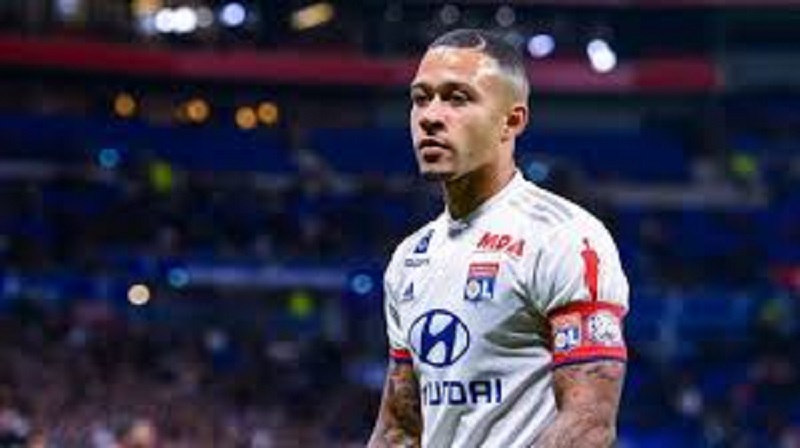 Memphis Depay brise le silence sur son transfert raté au Barça