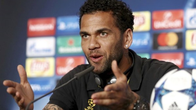 Football : Dani Alves de retour en Europe ?
