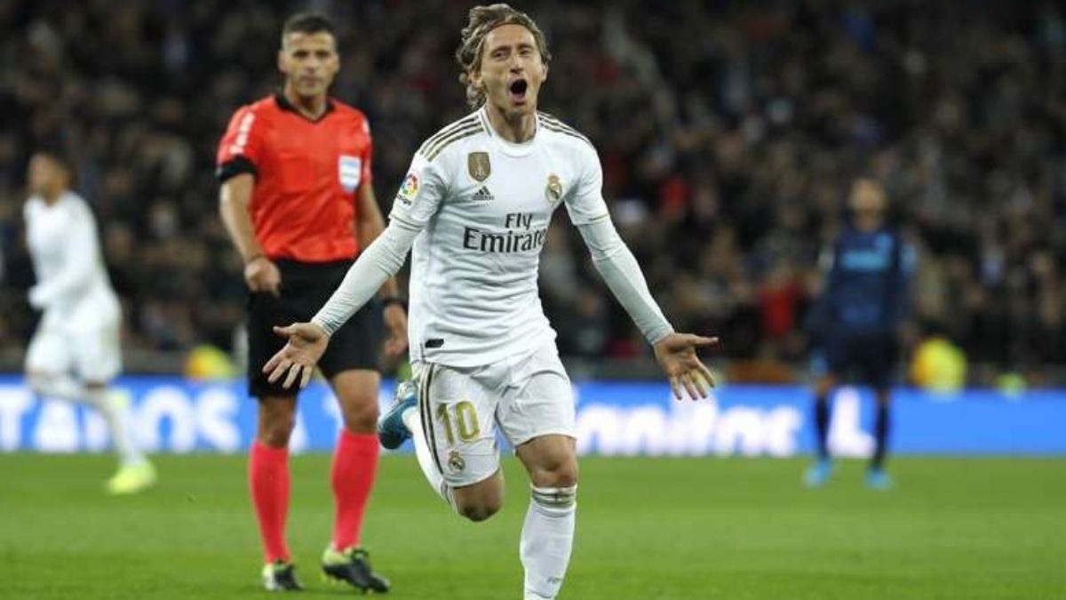 Mercato : Luka Modric jure fidélité au Real Madrid