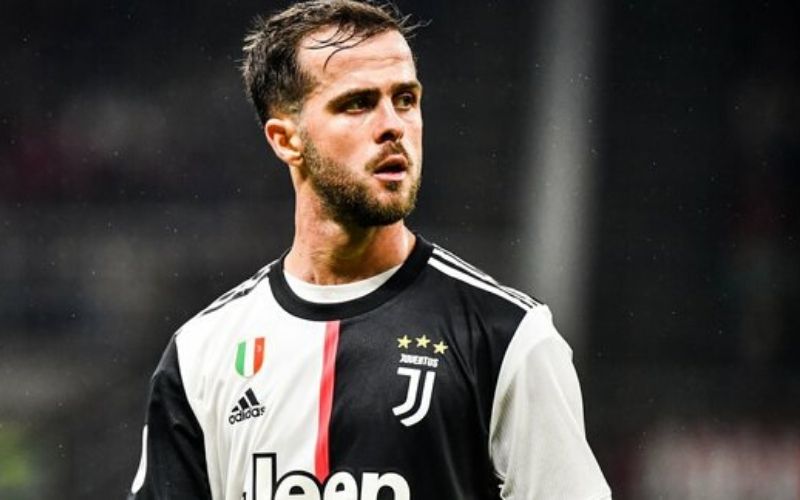 Mercato : Pjanic, une « obsession » pour le FC Barcelone