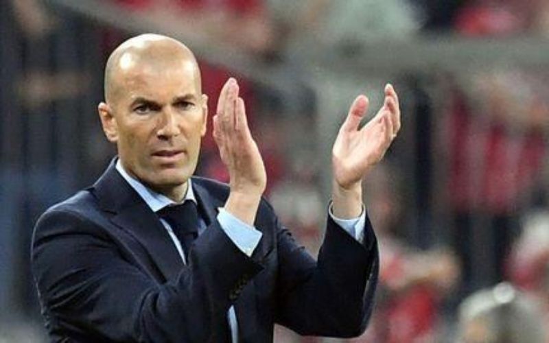 Ryan Giggs : « l’Anglais de Zidane n’est pas très bon »