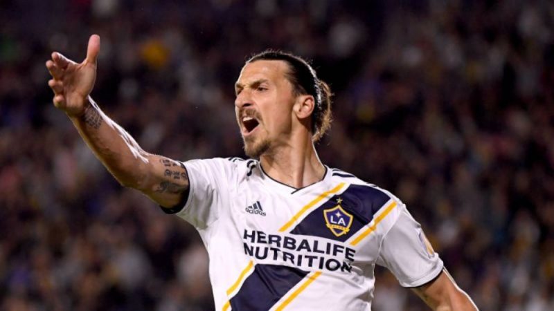 Zlatan Ibrahimovic : «Le Covid a du courage de s’attaquer à moi. Mauvaise idée.»