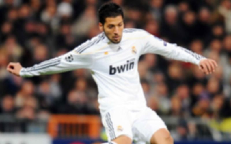 Mercato : un ex du Real Madrid dans le viseur du Barça