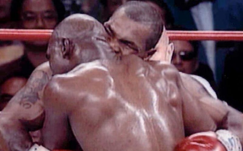 Mike Tyson révèle pourquoi il a arraché l’oreille d’Evander Holyfield