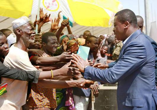 Mise en œuvre du Prodere : le Président Faure Gnassingbé a lancé la centrale solaire de Takpapièni