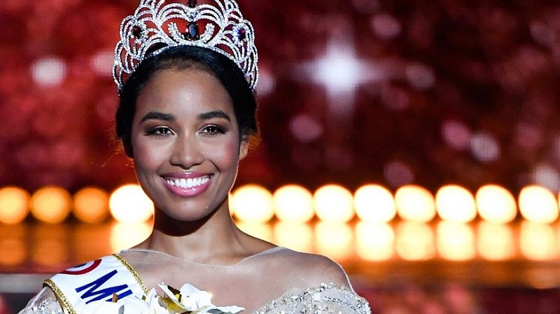 Miss Guadeloupe, Clémence Botino, élue Miss France 2020 ; voici ce qu’elle gagne comme cadeaux