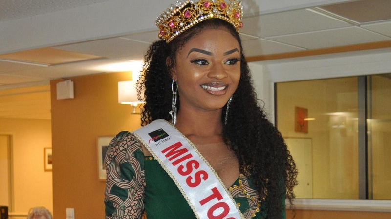 Ichabatou : la Miss togolaise sous le charme de cet artiste chanteur
