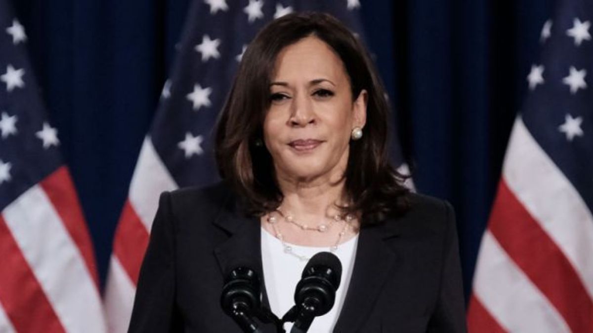 Mode : le magazine Vogue accusé d’avoir éclairci la peau de Kamala Harris