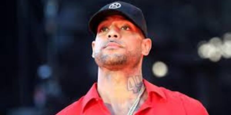 Musique / Booba : sa mère lui envoie un message pour le féliciter ; voici la raison